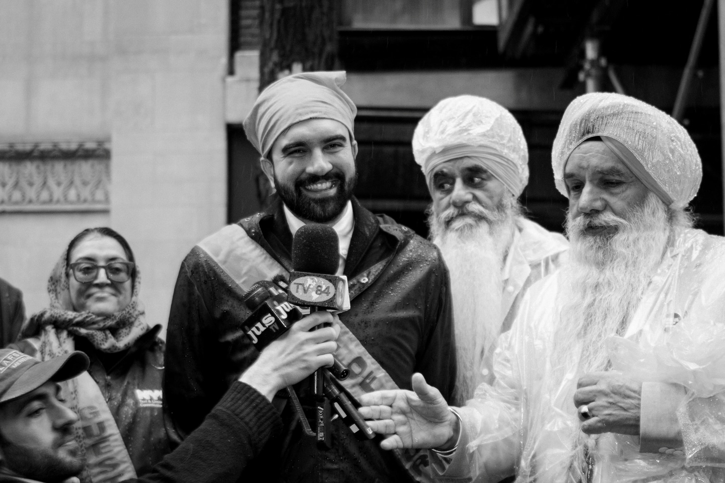 Mamdani joins crowds at New York’s Sikh Day Parade, photograph 1 of 10